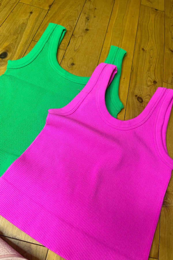 Thick ribbed crop tank